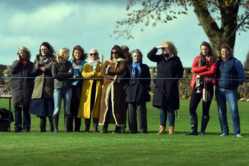 How to Handle Difficult Parents in Grassroots Football: A Coach’s Guide