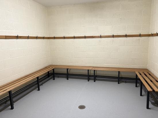 How to choose the right football club for your child